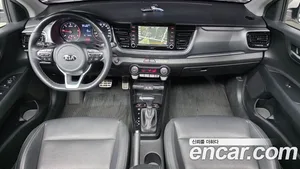 Kia Stonic, 2017 — миниатюра 7