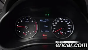 Kia Stonic, 2017 — миниатюра 8