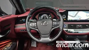 Lexus LS, 2022 — миниатюра 13
