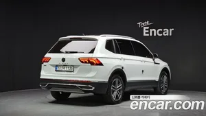 Volkswagen Tiguan, 2023 — миниатюра 2