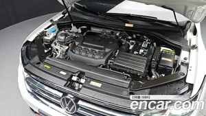 Volkswagen Tiguan, 2023 — миниатюра 6