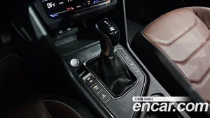 Volkswagen Tiguan, 2023 — миниатюра 9