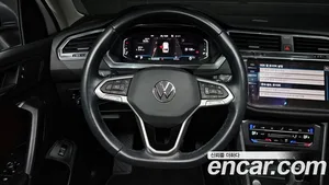 Volkswagen Tiguan, 2023 — миниатюра 14