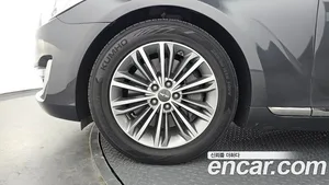 Genesis EQ900, 2017 — миниатюра 5