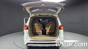 Kia Carnival, 2016 — миниатюра 20