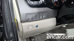 Kia Carnival, 2016 — миниатюра 18