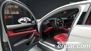 Porsche Panamera, 2025 — миниатюра 10