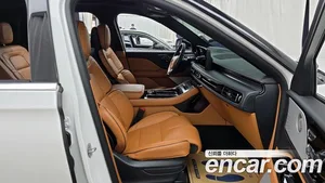 Lincoln Aviator, 2025 — миниатюра 10