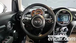Mini Cooper, 2019 — миниатюра 13