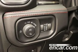 Dodge Ram Pick Up, 2022 — миниатюра 12