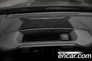 Dodge Ram Pick Up, 2022 — миниатюра 18