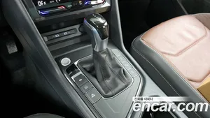 Volkswagen Tiguan, 2023 — миниатюра 9