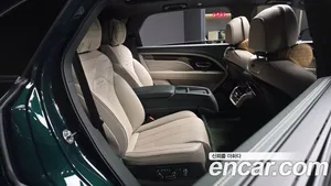 Bentley Bentayga, 2024 — миниатюра 12