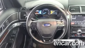 Ford Explorer, 2019 — миниатюра 13
