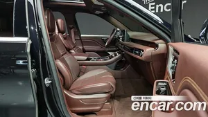 Lincoln Aviator, 2022 — миниатюра 10