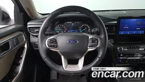 Ford Explorer, 2020 — миниатюра 13