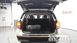 Ford Explorer, 2020 — миниатюра 20