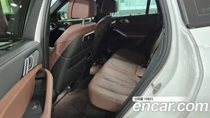 BMW X6, 2025 — миниатюра 13