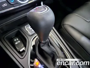 Jeep Cherokee, 2022 — миниатюра 9