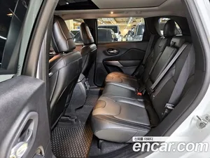 Jeep Cherokee, 2022 — миниатюра 11
