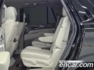 Cadillac Escalade, 2023 — миниатюра 7