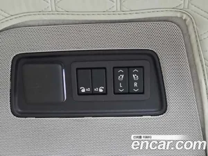 Cadillac Escalade, 2023 — миниатюра 12