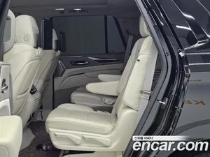 Cadillac Escalade, 2023 — миниатюра 16