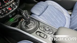 Mini Clubman, 2023 — миниатюра 8