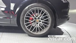 Porsche Cayenne, 2022 — миниатюра 5