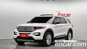 Ford Explorer, 2022 — миниатюра 1