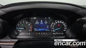 Ford Explorer, 2022 — миниатюра 8
