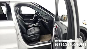 Ford Explorer, 2022 — миниатюра 11