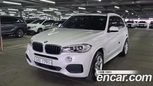 BMW X5, 2018 — миниатюра 1