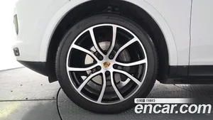Porsche Cayenne, 2021 — миниатюра 4