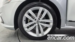 Volkswagen Passat, 2018 — миниатюра 5