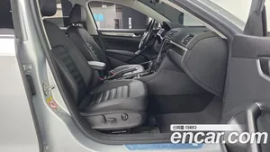 Volkswagen Passat, 2018 — миниатюра 11