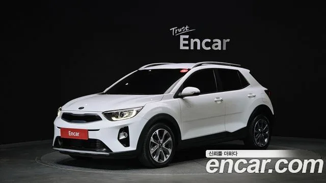 Kia Stonic, 2019 — фото автомобиля из Кореи