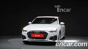 Audi A4, 2022 — миниатюра 3