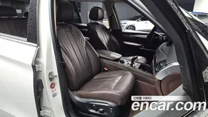 BMW X5, 2017 — миниатюра 10
