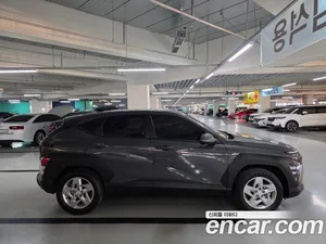 Hyundai Kona, 2023 — миниатюра 3