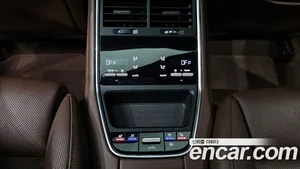 Porsche Panamera, 2023 — миниатюра 19