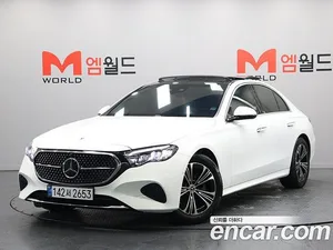 Mercedes-Benz E-Class, 2025 — миниатюра 1
