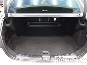 Mercedes-Benz E-Class, 2025 — миниатюра 5