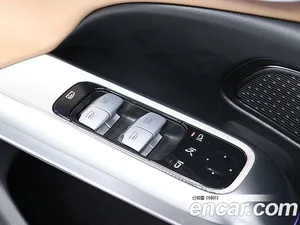 Mercedes-Benz E-Class, 2025 — миниатюра 12