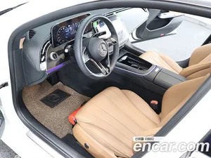 Mercedes-Benz E-Class, 2025 — миниатюра 17