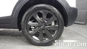 Kia Stonic, 2017 — миниатюра 5