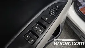 Kia Stonic, 2017 — миниатюра 13