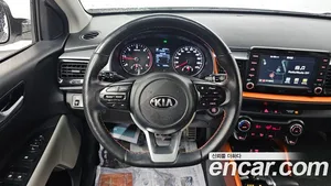 Kia Stonic, 2017 — миниатюра 15