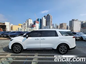Kia Carnival, 2023 — миниатюра 3