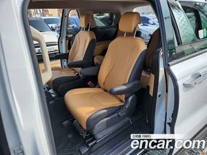 Kia Carnival, 2023 — миниатюра 14